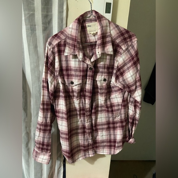 Botton down - Picture 1 of 1